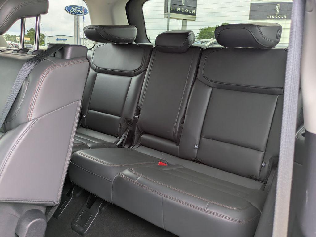 used 2025 Ford Expedition car, priced at $58,389