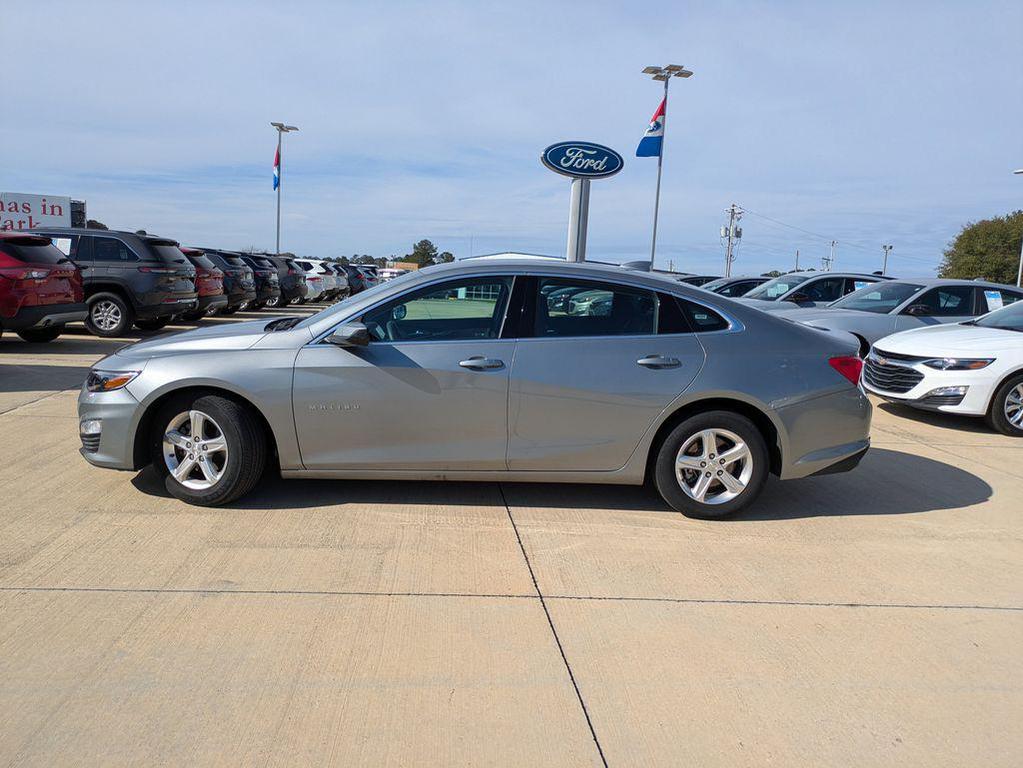 used 2024 Chevrolet Malibu car, priced at $20,990