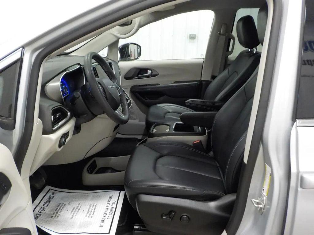 used 2024 Chrysler Pacifica car, priced at $29,999