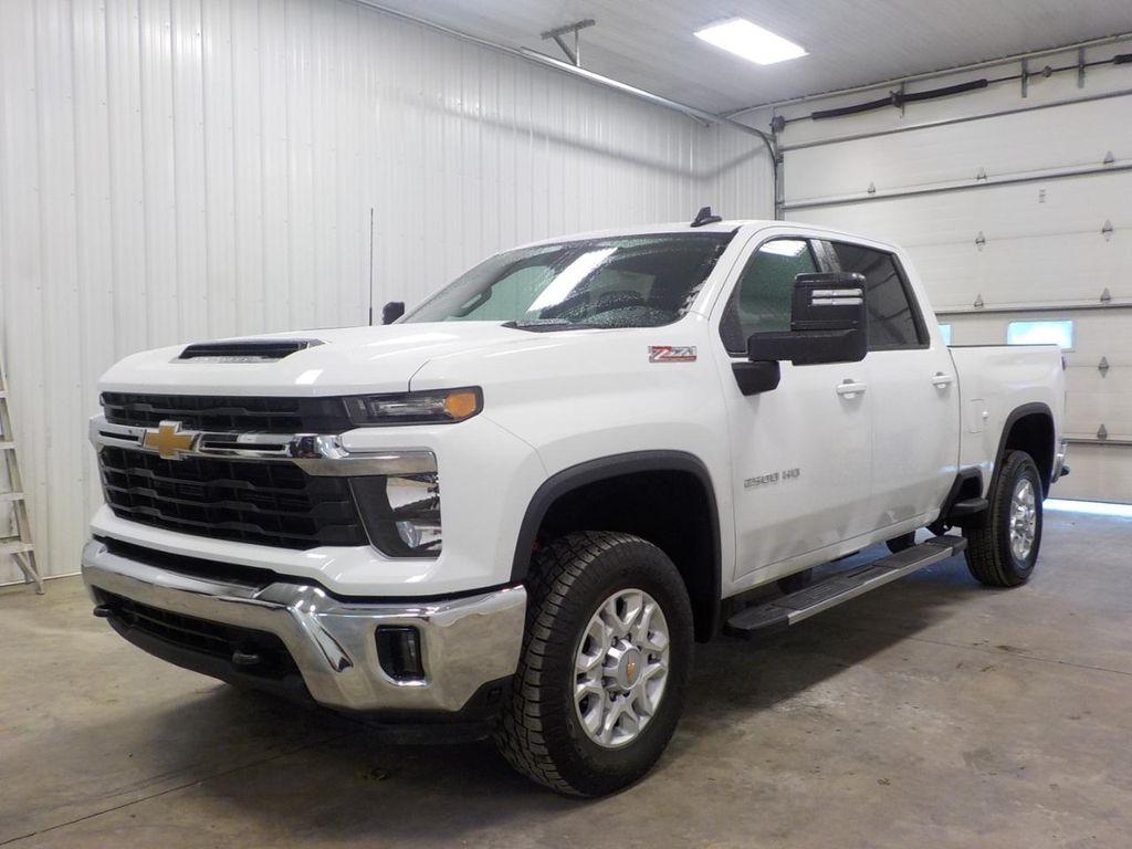 used 2024 Chevrolet Silverado 2500 car, priced at $58,999