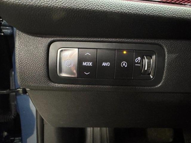 used 2024 Chevrolet Traverse car, priced at $50,245