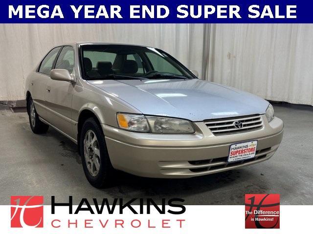 used 1998 Toyota Camry car, priced at $3,645