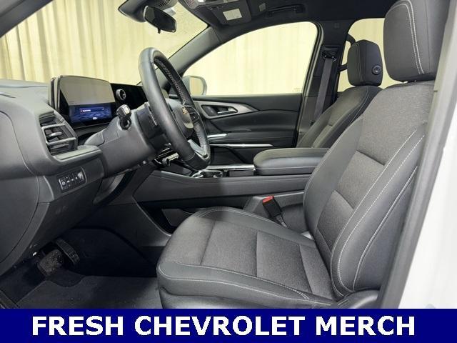 used 2025 Chevrolet Traverse car, priced at $38,755