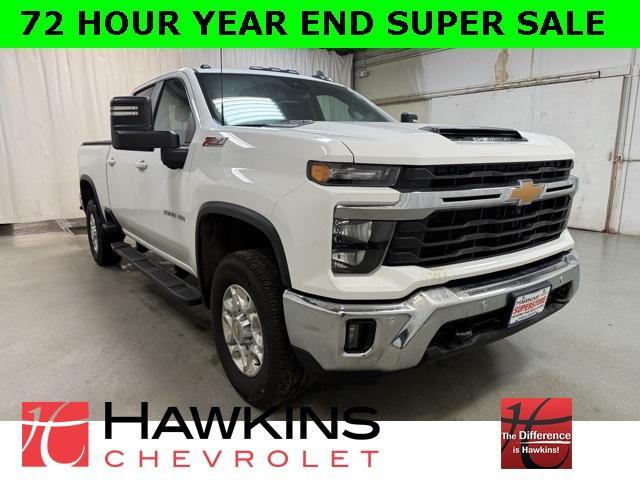 used 2025 Chevrolet Silverado 3500 car, priced at $58,990