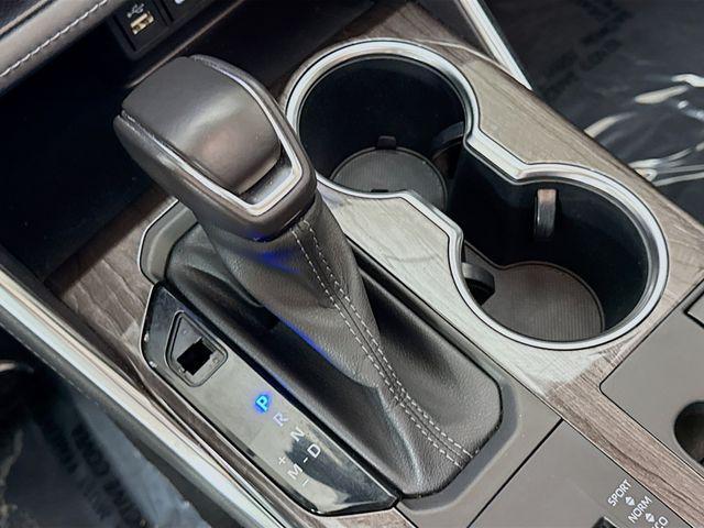 used 2023 Toyota Highlander car, priced at $33,650