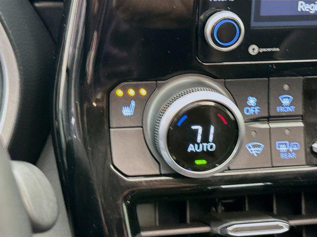 used 2021 Toyota Highlander car, priced at $31,450