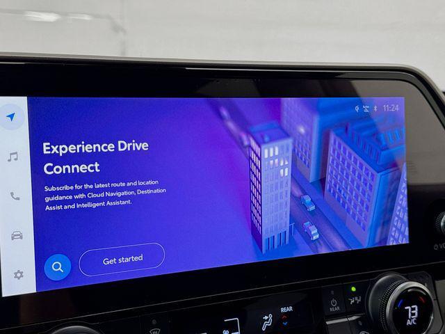 used 2023 Toyota Highlander car, priced at $34,350