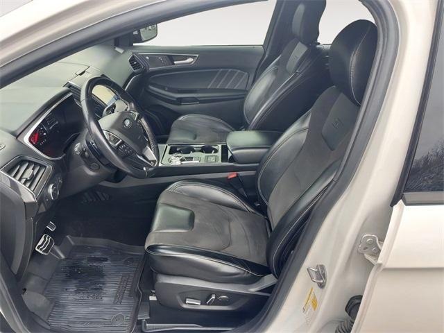 used 2019 Ford Edge car, priced at $17,806