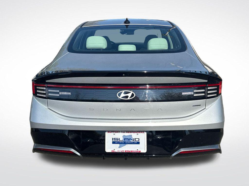 used 2025 Hyundai Sonata car, priced at $22,978