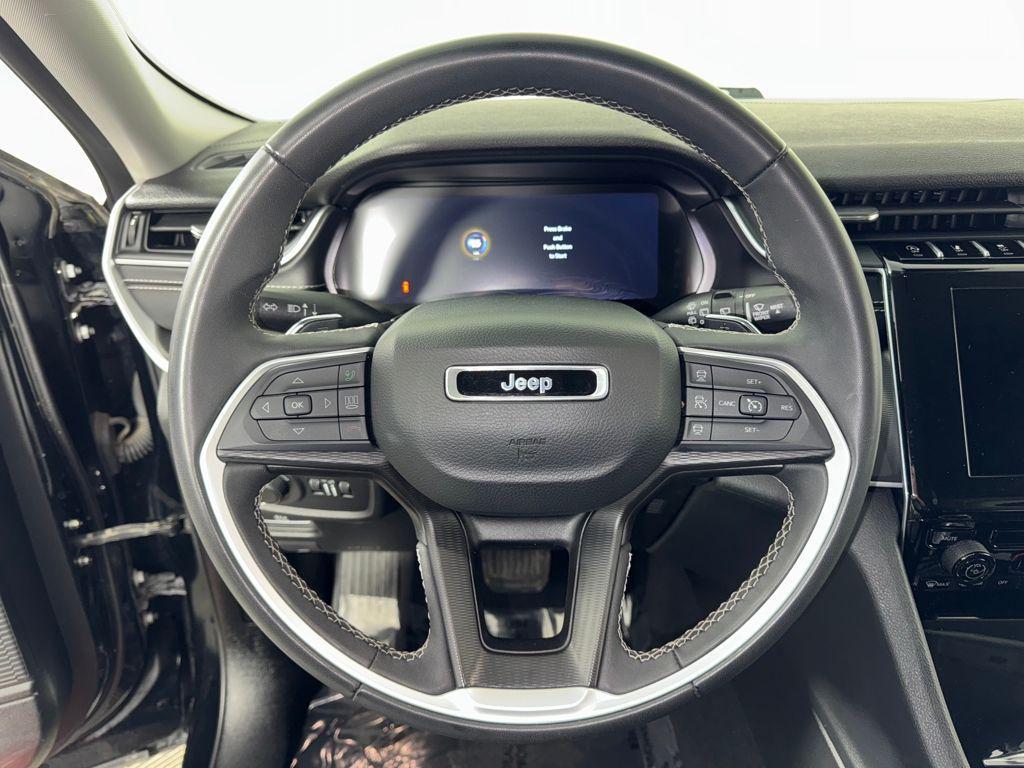 used 2024 Jeep Grand Cherokee car, priced at $26,199