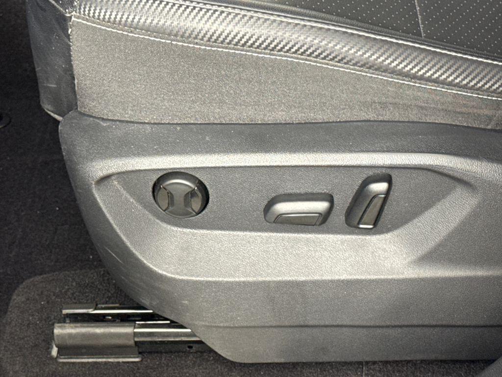 used 2022 Volkswagen Atlas Cross Sport car, priced at $25,995