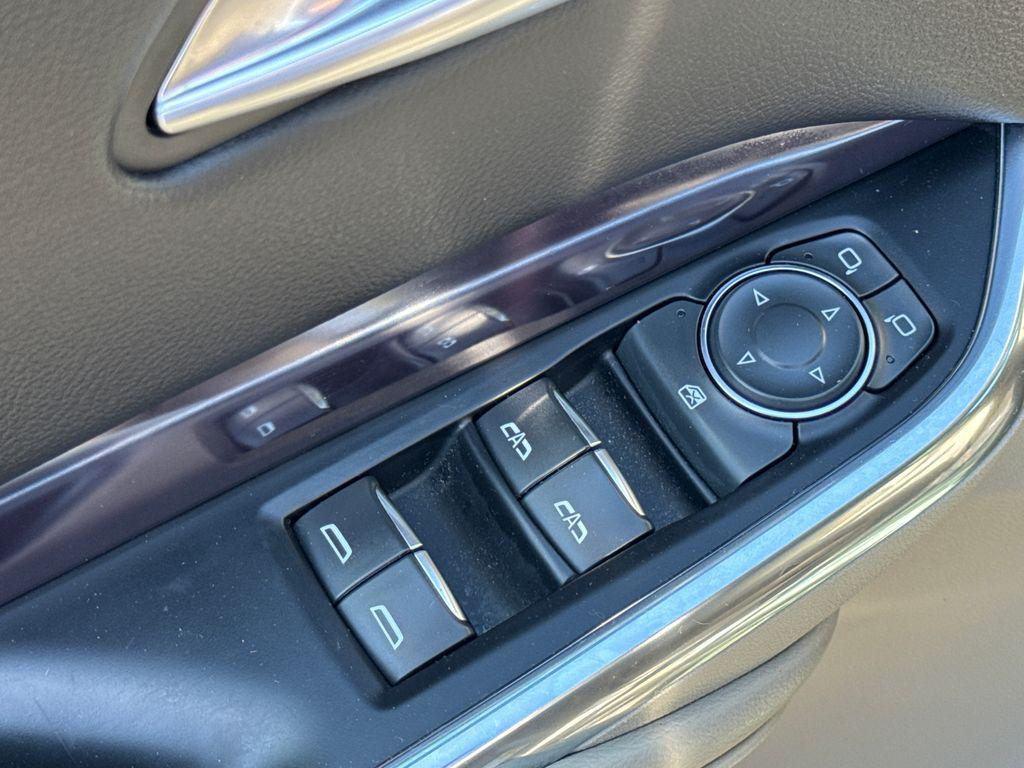 used 2023 Cadillac XT4 car, priced at $27,978