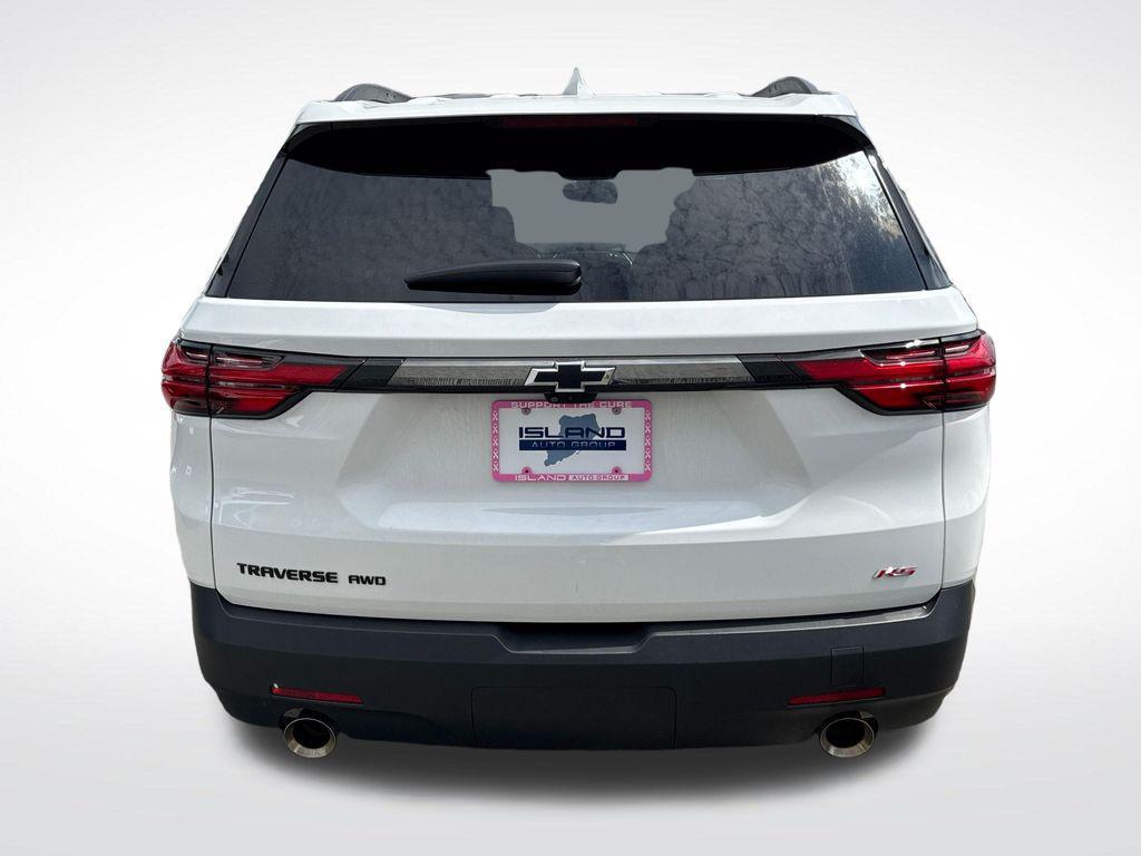 used 2023 Chevrolet Traverse car, priced at $32,478