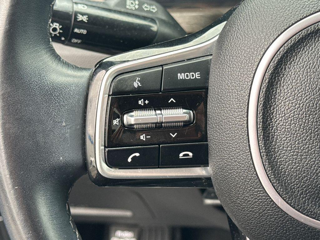 used 2023 Kia Sorento car, priced at $26,886