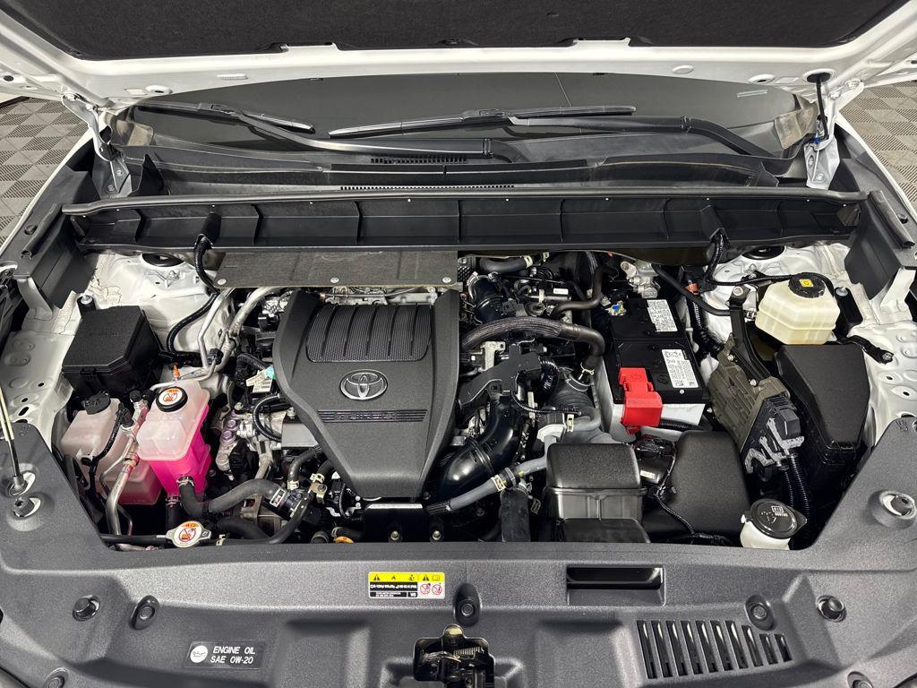 used 2023 Toyota Highlander car, priced at $35,650