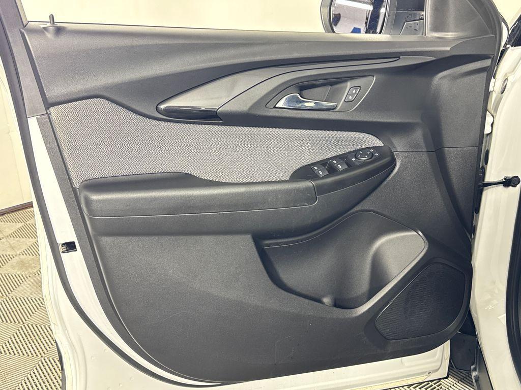 used 2021 Chevrolet TrailBlazer car, priced at $17,122