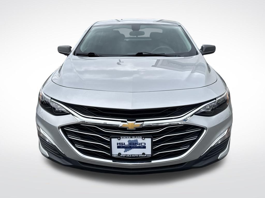 used 2021 Chevrolet Malibu car, priced at $13,555
