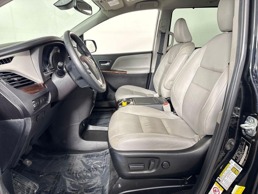 used 2018 Toyota Sienna car, priced at $25,499