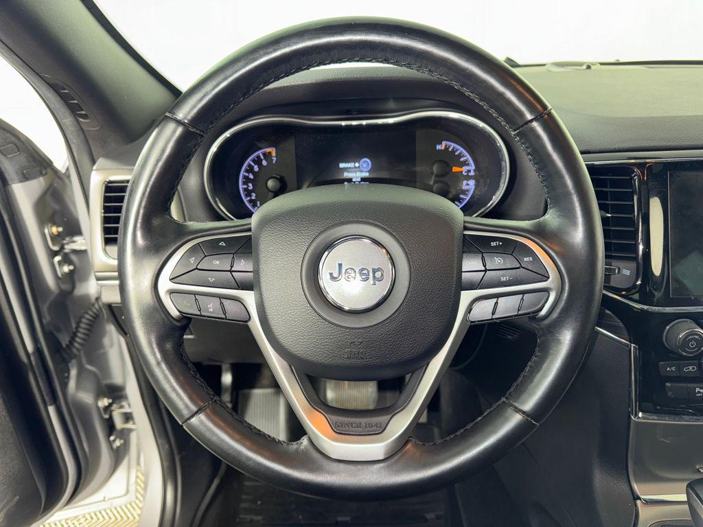 used 2021 Jeep Grand Cherokee car, priced at $23,399