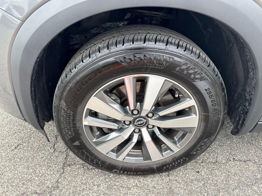 used 2025 Nissan Pathfinder car, priced at $32,097