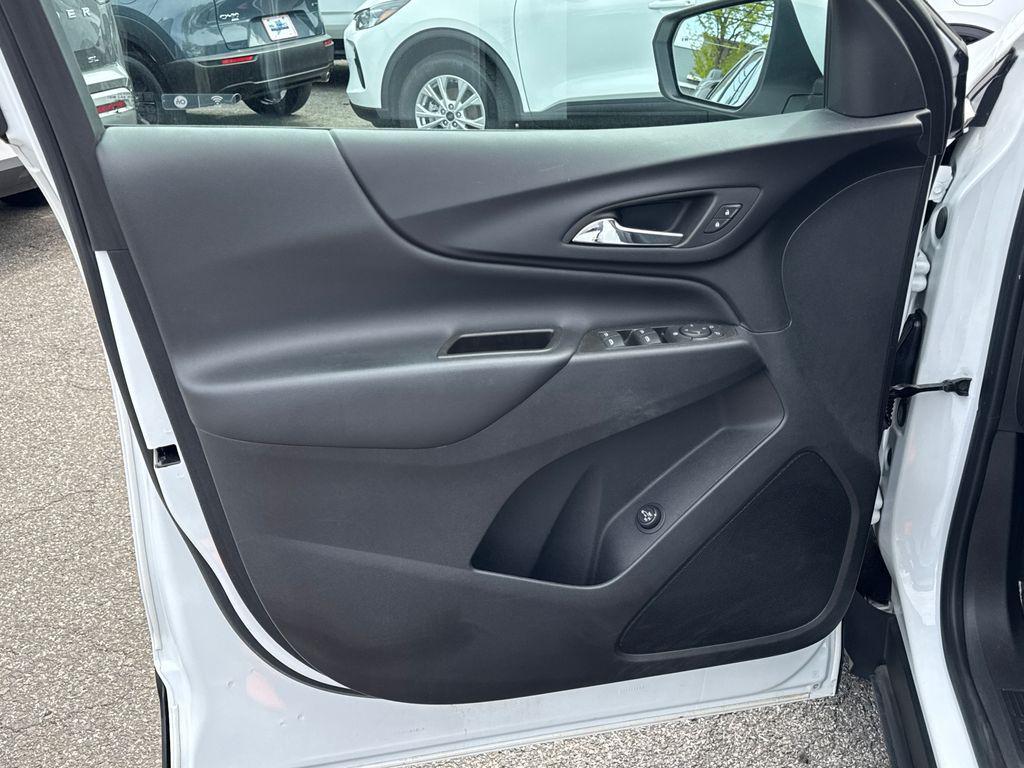 used 2023 Chevrolet Equinox car, priced at $20,355