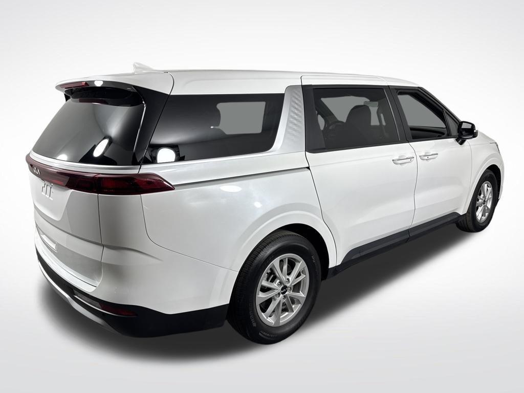 used 2024 Kia Carnival car, priced at $27,778