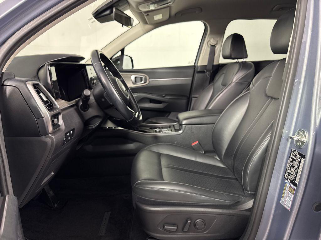 used 2021 Kia Sorento car, priced at $21,153