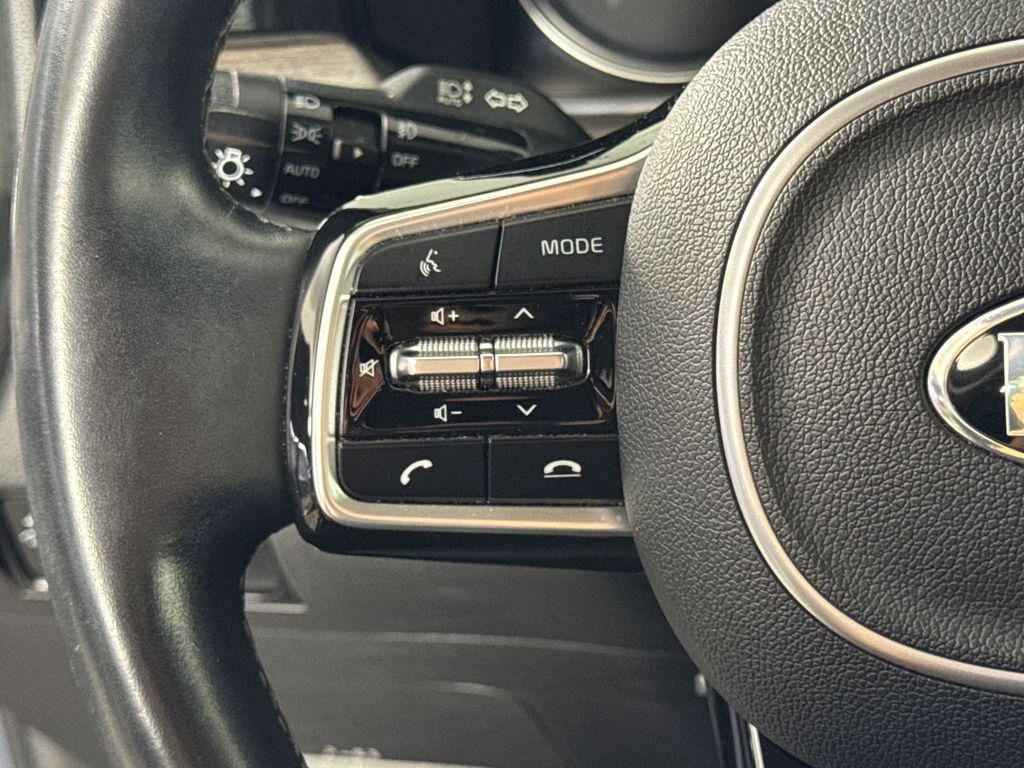 used 2021 Kia Sorento car, priced at $21,153