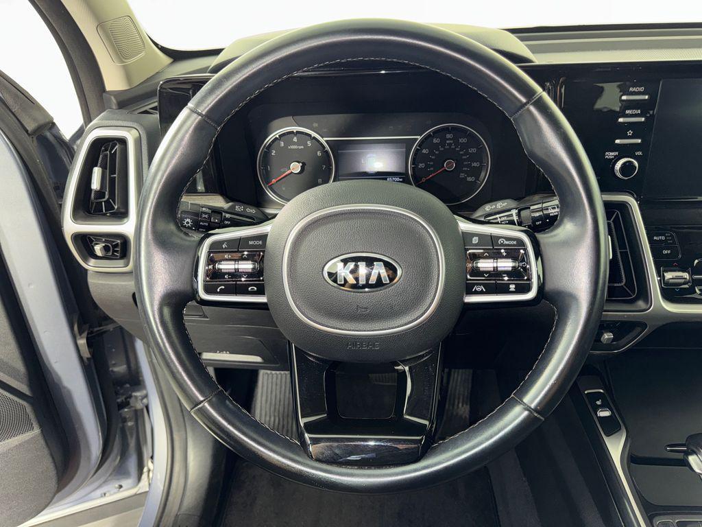 used 2021 Kia Sorento car, priced at $21,153