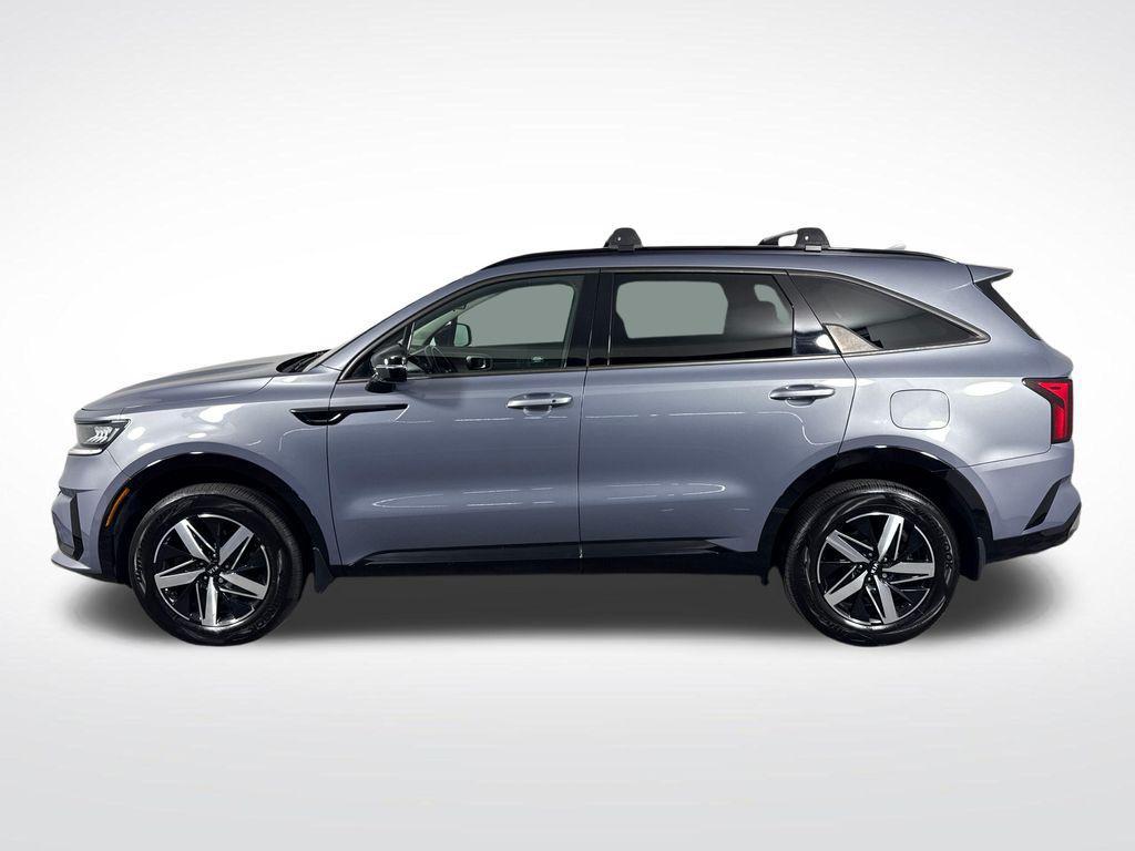 used 2021 Kia Sorento car, priced at $21,153