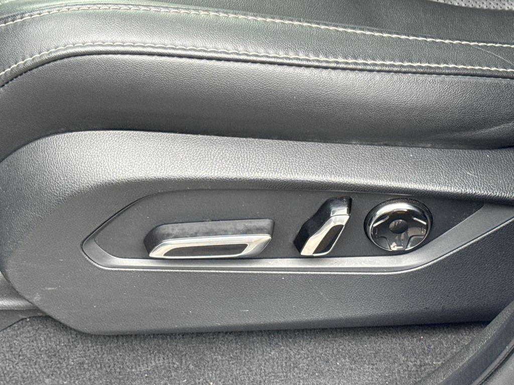 used 2023 Acura MDX car, priced at $38,995