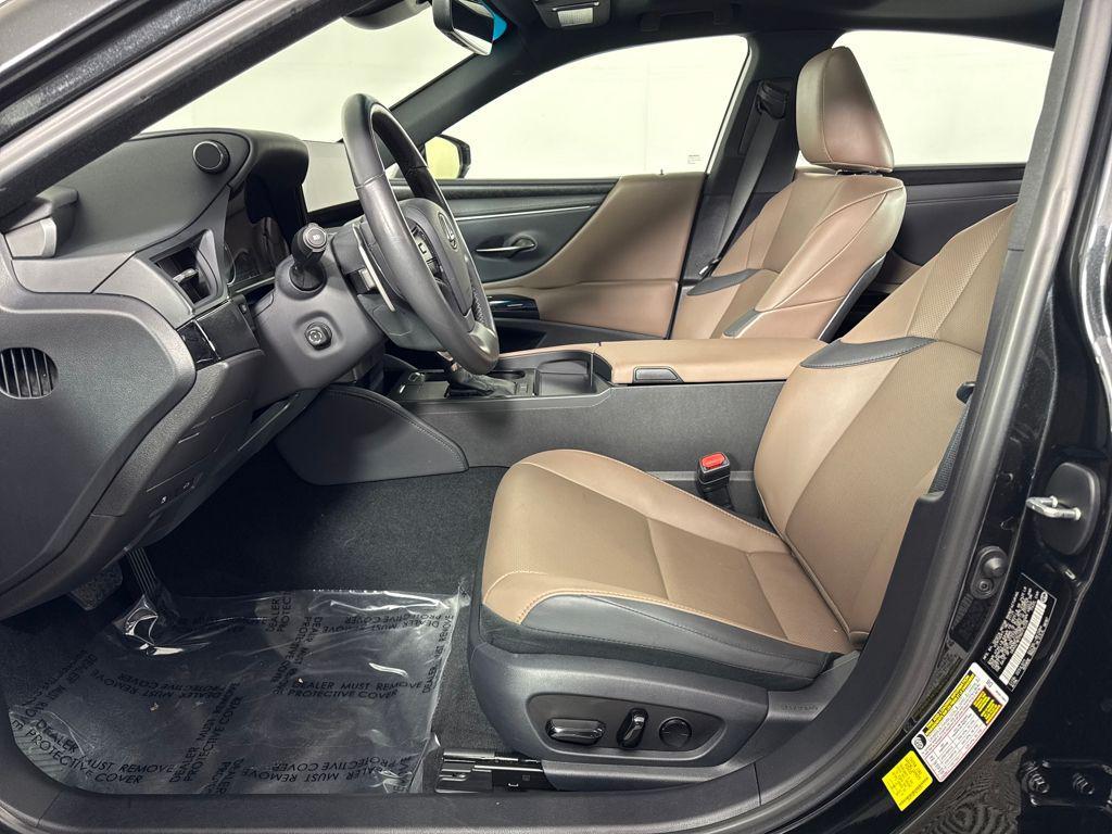 used 2024 Lexus ES 350 car, priced at $39,450
