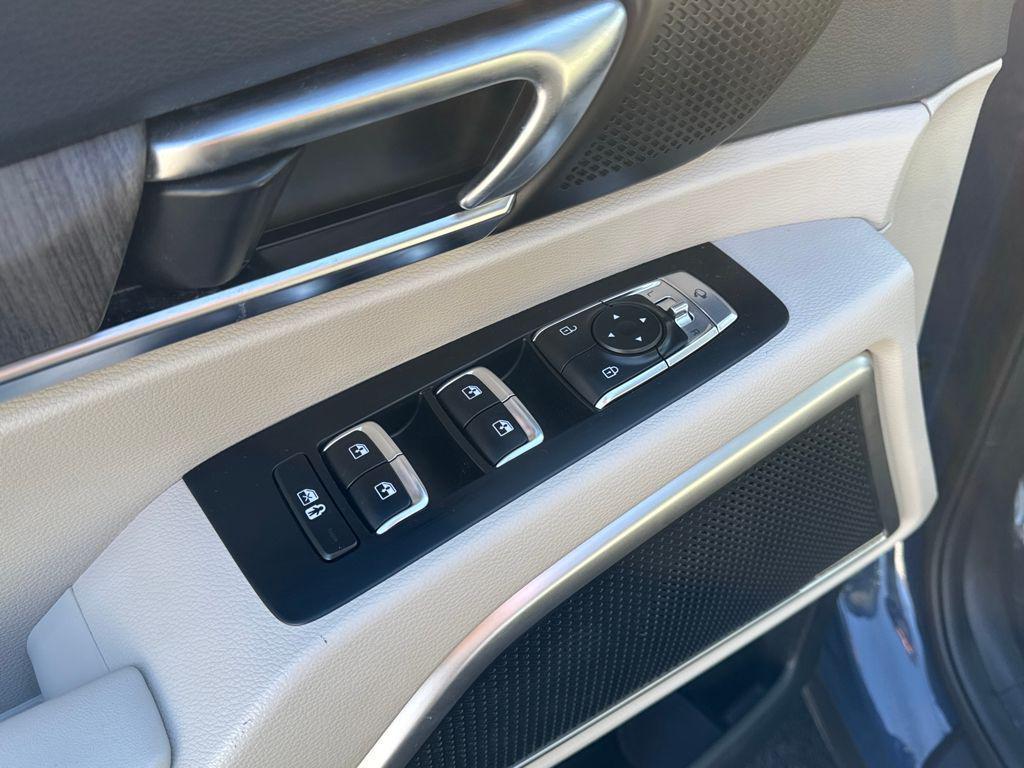 used 2023 Kia Telluride car, priced at $31,478