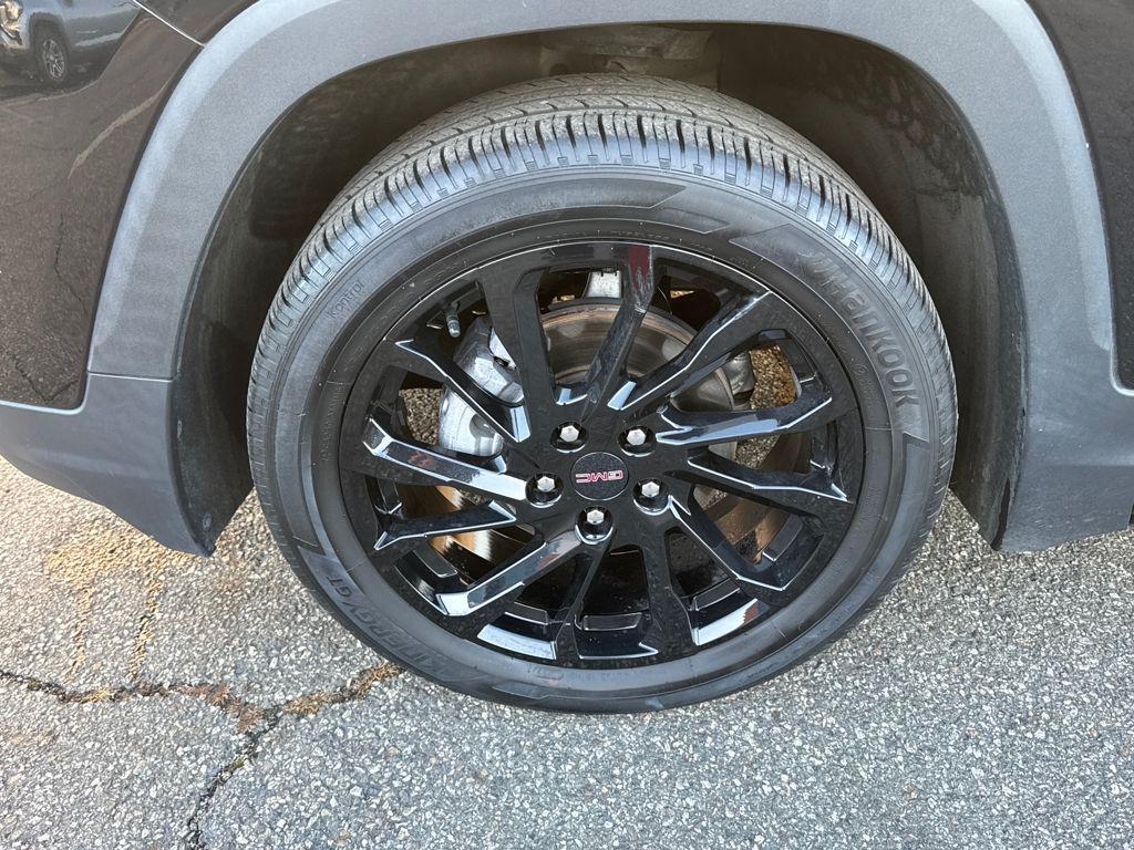 used 2023 GMC Terrain car, priced at $20,777