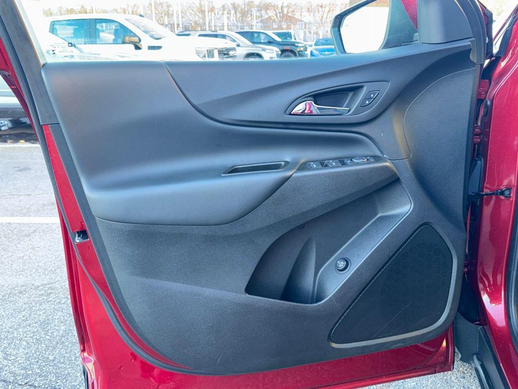used 2024 Chevrolet Equinox car, priced at $20,000