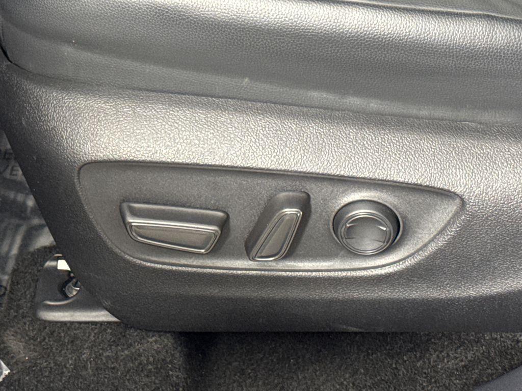 used 2024 Toyota Highlander car, priced at $42,850