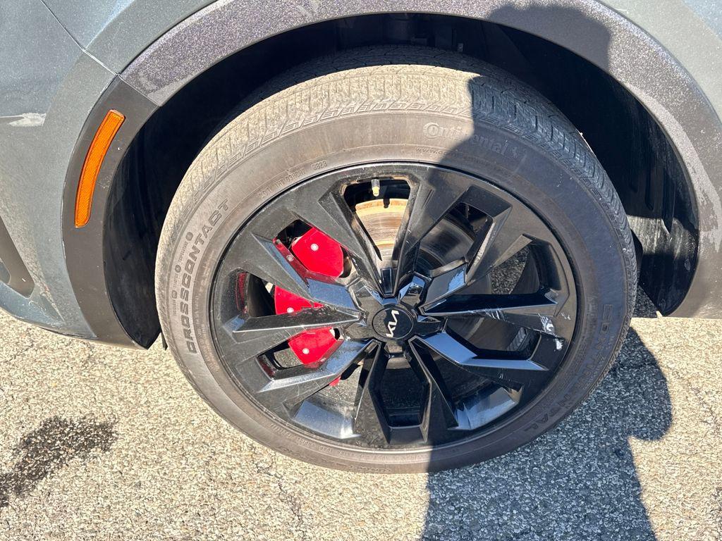 used 2023 Kia Sorento car, priced at $30,096