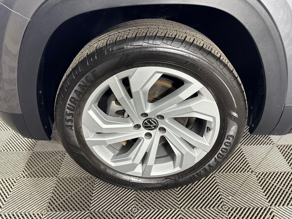 used 2023 Volkswagen Atlas car, priced at $29,995
