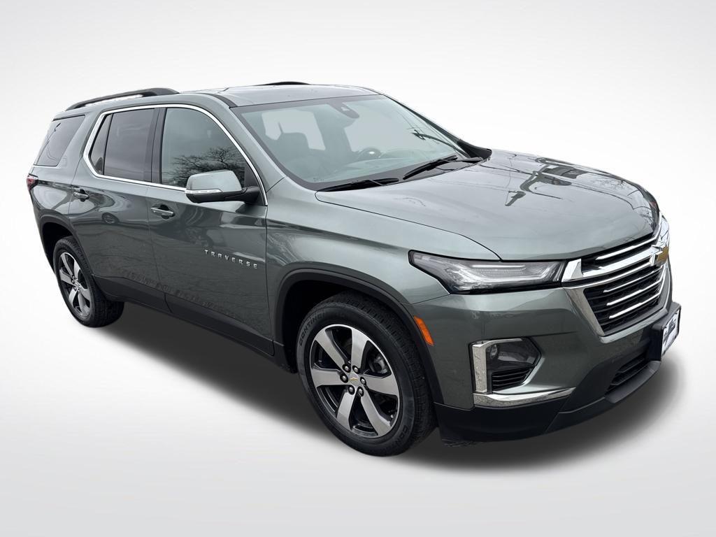 used 2023 Chevrolet Traverse car, priced at $26,606
