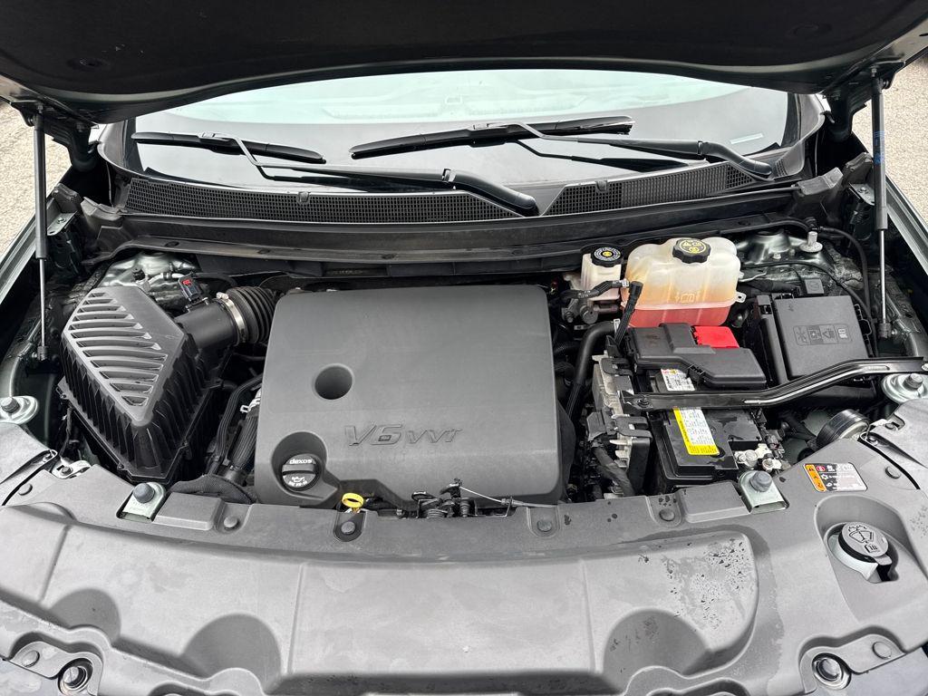 used 2023 Chevrolet Traverse car, priced at $26,606