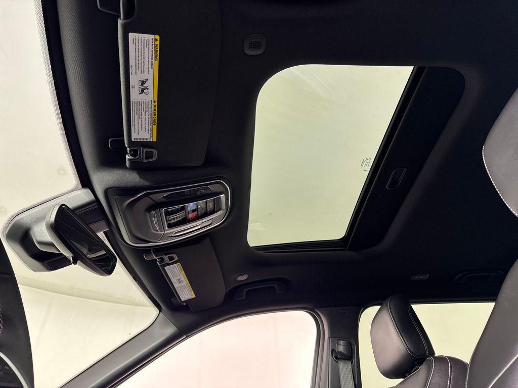 used 2024 Jeep Grand Cherokee L car, priced at $35,899