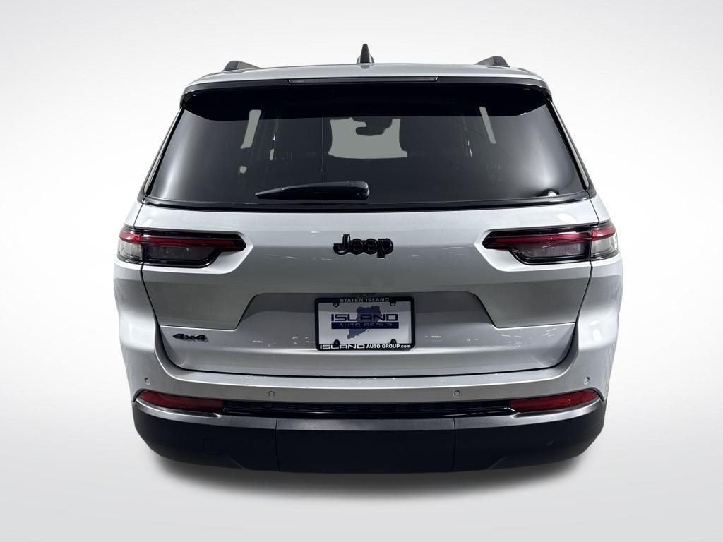 used 2024 Jeep Grand Cherokee L car, priced at $35,899