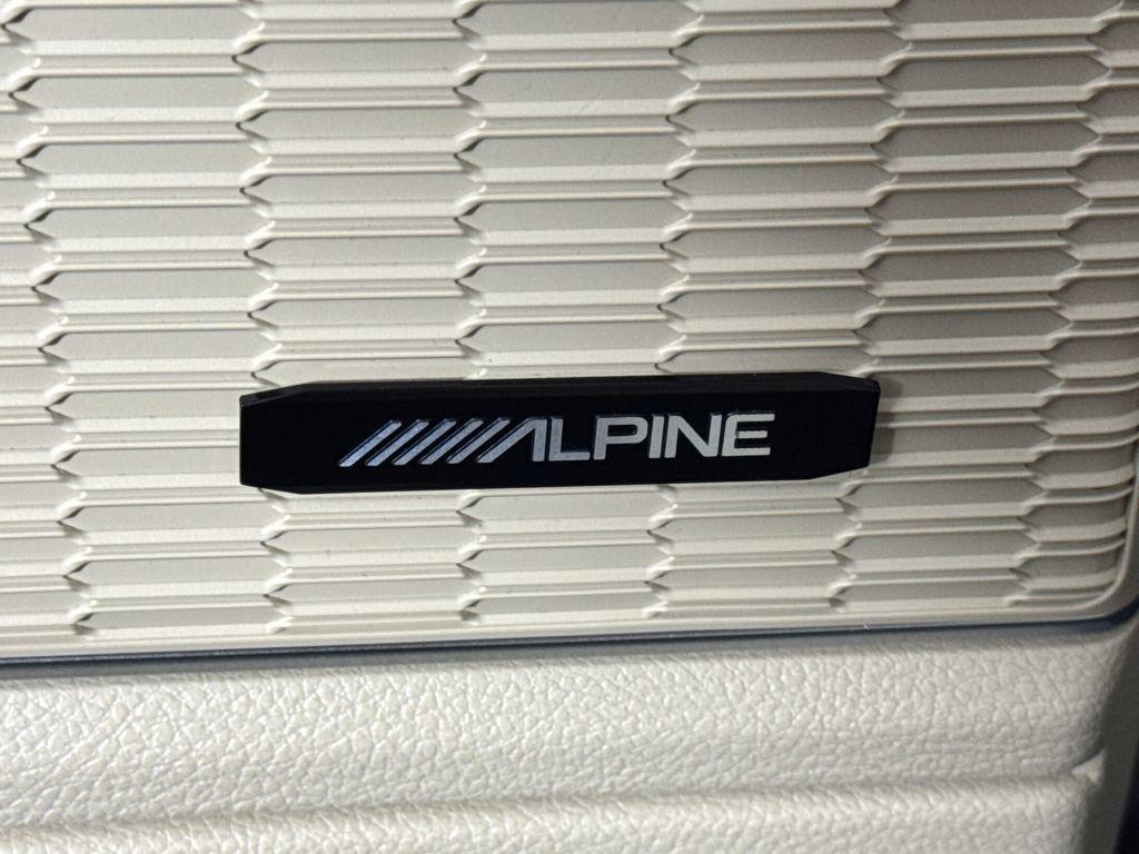 used 2024 Jeep Grand Cherokee car, priced at $37,217