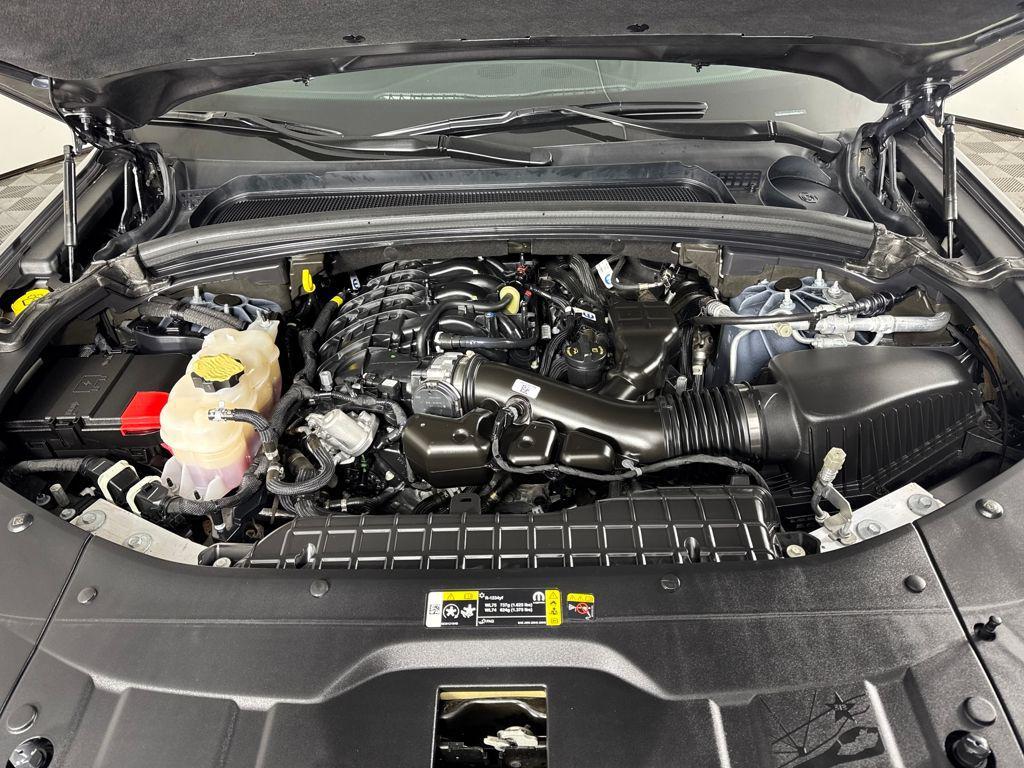 used 2024 Jeep Grand Cherokee car, priced at $37,217