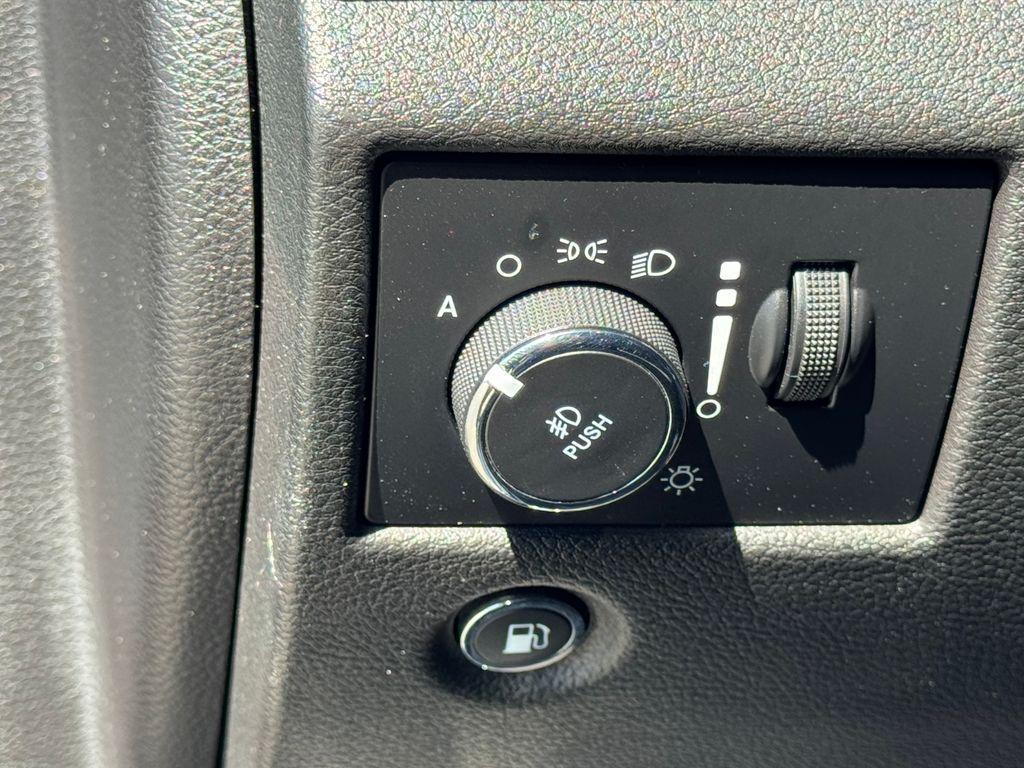 used 2019 Jeep Grand Cherokee car, priced at $15,978