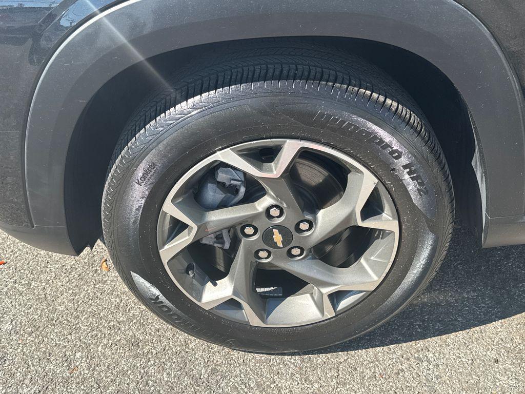 used 2024 Chevrolet Trax car, priced at $20,684