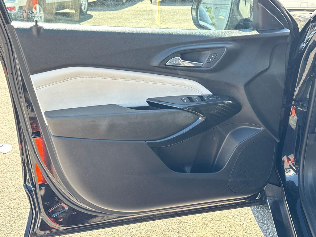 used 2024 Chevrolet Trax car, priced at $20,684