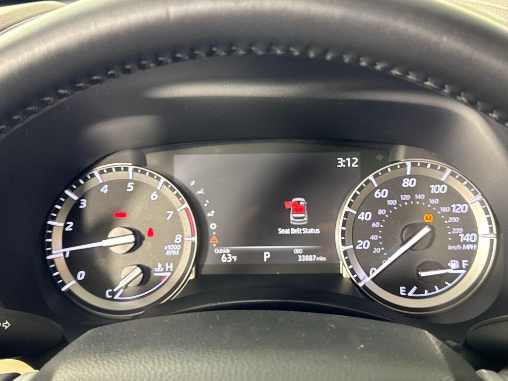 used 2022 Toyota Highlander car, priced at $34,350