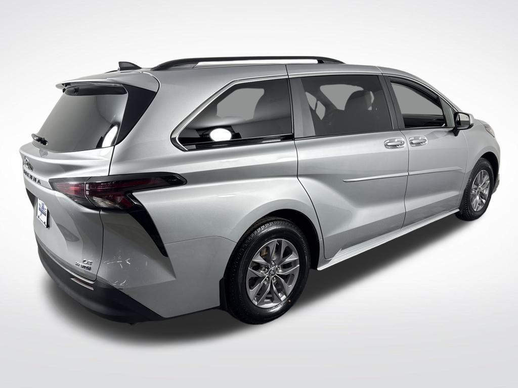 used 2023 Toyota Sienna car, priced at $37,940