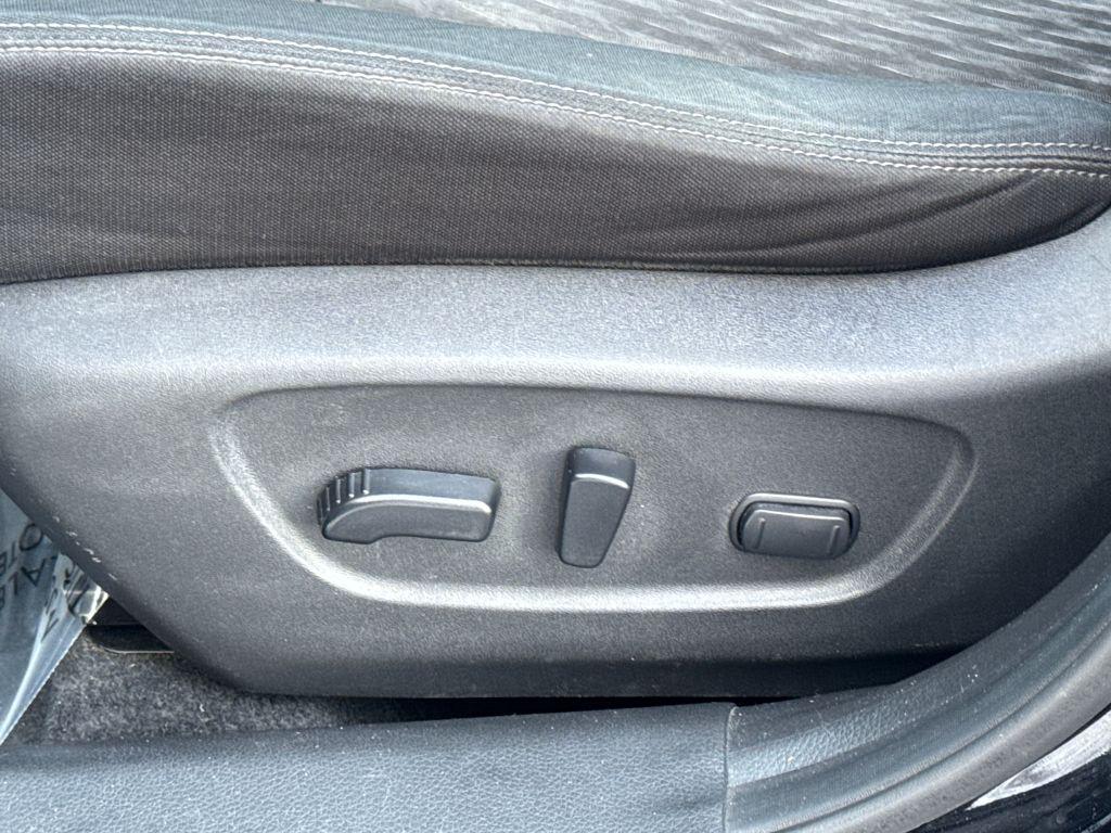 used 2020 Nissan Rogue car, priced at $13,289